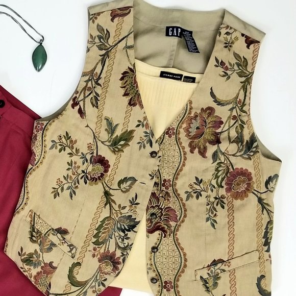 FIND THESE BEAUTIES & SO MUCH MORE IN MY CLOSET! - Picture 2 of 5